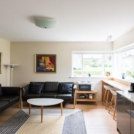 Guesthouse Akureyri - Apartments Near Down Town المظهر الخارجي الصورة