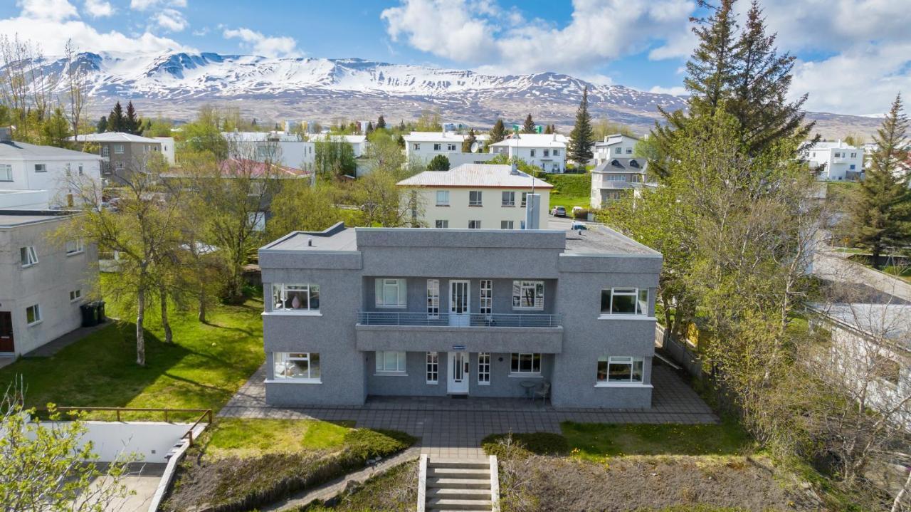 Guesthouse Akureyri - Apartments Near Down Town المظهر الخارجي الصورة