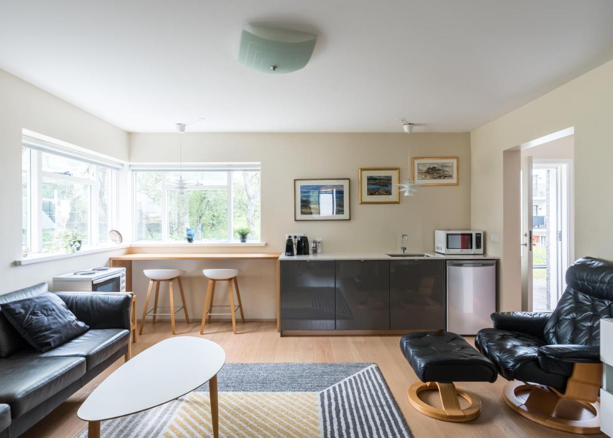 Guesthouse Akureyri - Apartments Near Down Town المظهر الخارجي الصورة
